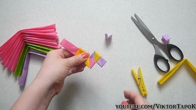 Diy: Candy wrapper bracelet / Браслет из фантиков. Мастер-класс смотреть онлайн