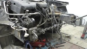 Лобовой удар Lada Priora . Вытяжка лонжеронов . Замена телевизора .