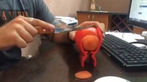 Держатель для нарезки томатов Perfectly Slice Tomatoes