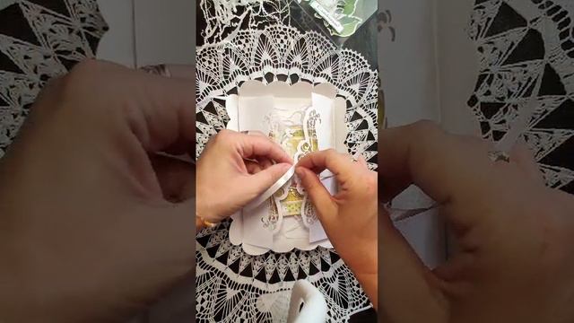 Упаковываю открытку ручной работы
