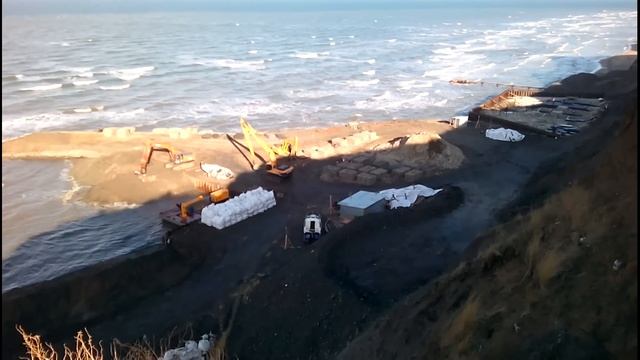 Энергомост в Крым vk.com/portkavkaz смотреть онлайн