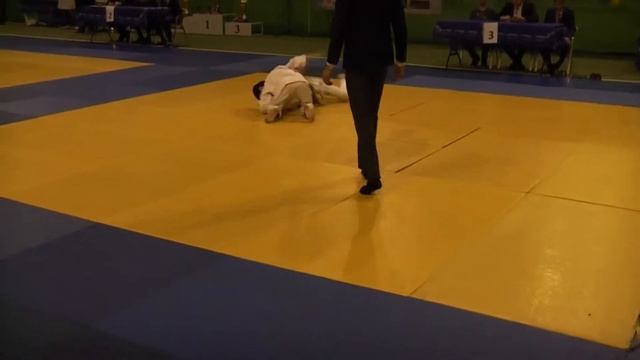 Наджмудинов продолжает бороться... смотреть онлайн