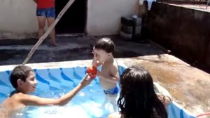 JOÃO VICTOR NA PISCINA