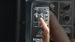 Loa công suất Behringer B112W 1000w(2)
