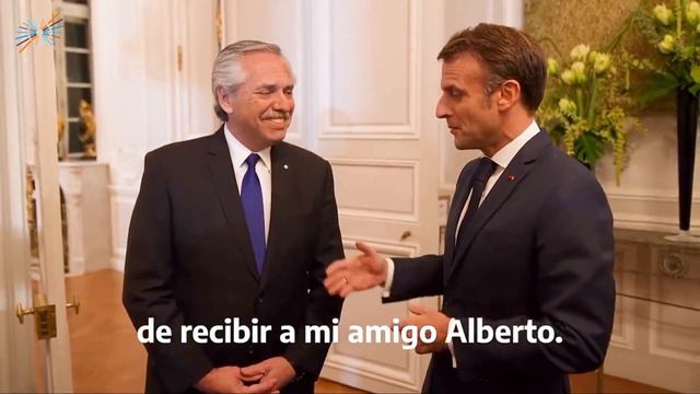Macrón recibió a Alberto Fernández en Francia смотреть онлайн