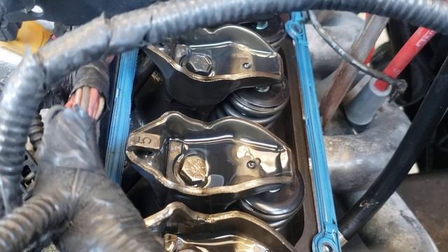 Getting closer to finding my clicking noise. Lifters just replaced. Oil pump problems? смотреть онлайн