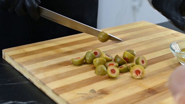 Creamy Chicken and Mushroom Tagliatelle смотреть онлайн