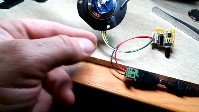Контроллер 5V-15V постоянного тока для 3/4 контактных моторов жесткого диска