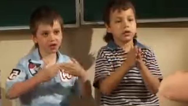 Лечение заикания у детей в речевом центре Логопед плюс (фрагмент занятия) смотреть онлайн