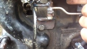 Ручний і ножний газ на минитрактор.
