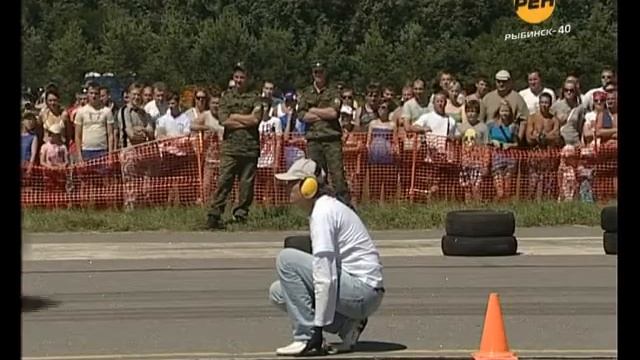 Легальные гонки по взлётной полосе.flv