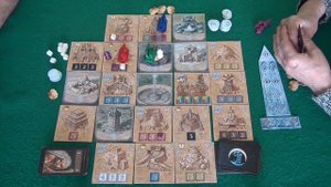 070 Город синей луны  играем в настольную игру.