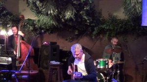 Гитаристы АЛЕКСАНДР РОДОВСКИЙ  и  ВИТАЛИЙ КИСЬ.