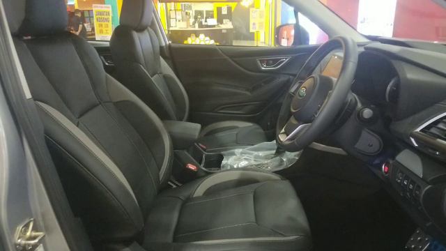 Subaru Forester GT Edition Silver смотреть онлайн