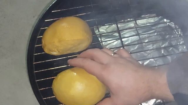Копченый сыр сулугуни