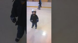 Как научится кататься на коньках детям