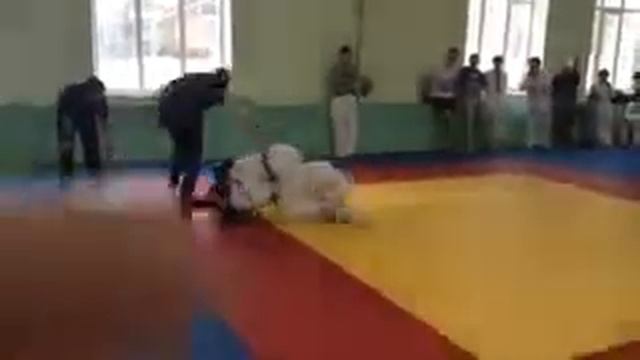 МОЦентр СК бой Александра Попова в красном за первое место в краевом турнире памяти погибших бойцов смотреть онлайн