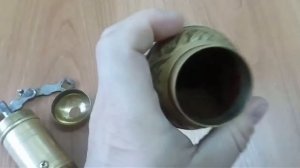 Ручная кофемолка