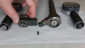 Форсунка Bosch 0445110369 Common rail