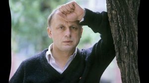 Кирилл Жандаров - Женился на дочке известного актёра, а через 2 года ушёл к её лучшей подруге