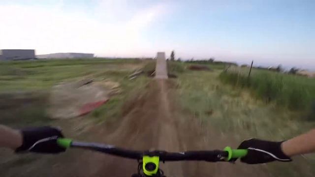 Eat same Dirt 2017 Course preview смотреть онлайн