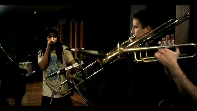 Nyle Let The Beat Build смотреть онлайн