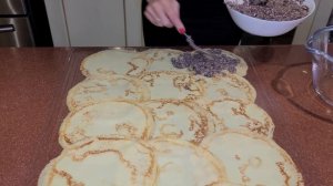 Вкуснее сладких блинов я не ела. Блинчики с маковой начинкой.