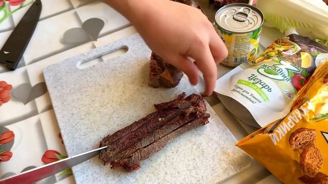 Жаңа жылға салаттар.Салат етпен жасалған смотреть онлайн