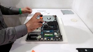 Dell Inspiron 5570 RAM, HDD Touchpad, Battery replacement
