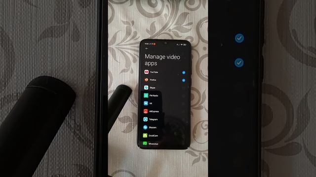 #Redmi#Mi#Xiaomi#Android Слушаем видео на YouTube на телефоне с отключенным экраном.