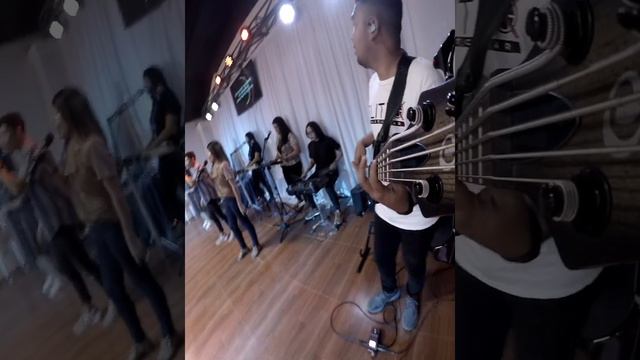 Sapat Na at Higit Pa - Musikatha (Bass Cam) - JILGM Anunas Church Cover смотреть онлайн