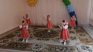 Танец "Матрешки"