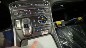 Хендэ Санта-фе ТОП, 2023 г.в., 3,5 л. (249 л.с.) бензин, АКПП, 4WD, 7 мест, Цена 5,2 млн