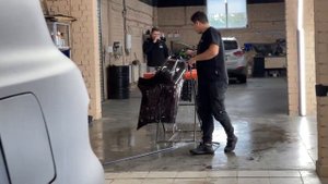 Оклейка заднего бампера Infiniti QX80 после покраски