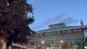 7 BEST THINGS ABOUT CHRISTMAS IN LONDON | Christmas Markets | Christmas Lights | Festive Decoration