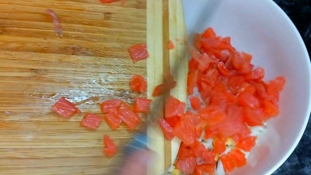 Салат с форелью