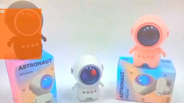 Беспроводная портативная Bluetooth колонка Астронавт с разноцветной подсветкой K09