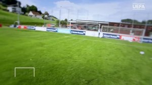 Xherdan Shaqiri: Crossbar Challenge