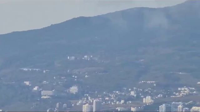 Вид на Ялту со стороны Никиты.Ноябрь 2023г.Идём на бал хризантем! смотреть онлайн