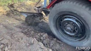 пашем огород минитрактором самодельный плуг