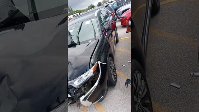 2020 Mitsubishi Outlander crash totaled destroyed