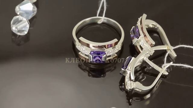 Комплект серебряный (925 проба) "Камелия-violet" с золотыми вставками смотреть онлайн
