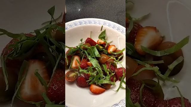 🍅🥬🍓Летний дачный салат 🥬🍅🍓ЗА МИНУТУ