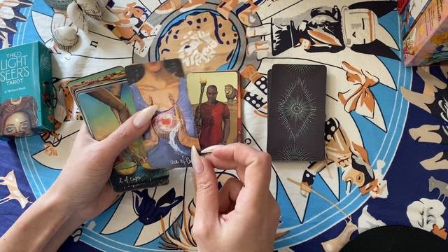 ❤️Таро Светлого провидца/Light Seer’s Tarot (AliExpress) Младшие арканы:Жезлы и Кубки❤️