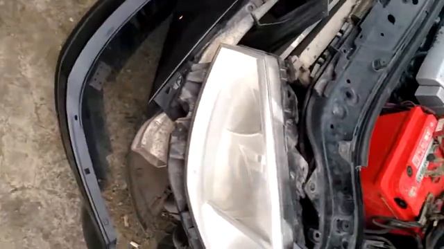 Продолжение замены лампы поворотника на Рено Меган 2.жесть.... смотреть онлайн