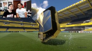 ABBIAMO TROVATO UNA LEGGENDA E 1 TOTS!! PACK OPENING FIFA 17 Ultimate Team