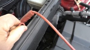 Как зарядить аккумулятор на автомобиле#how to charge a car battery#如何给汽车电池充电