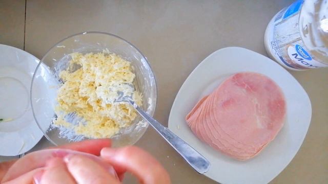 Bocadillo con queso. La cocina rusa. Что готовят русские в Коста-Рике. Рулеты с сыром. #resetas смотреть онлайн