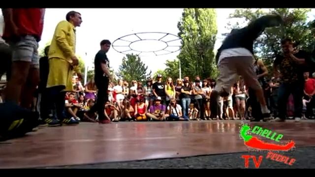 Chelle people vs Comix zone (Без границ 2012) смотреть онлайн