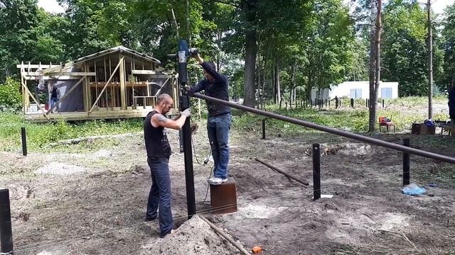 Монтаж винтовой сваи